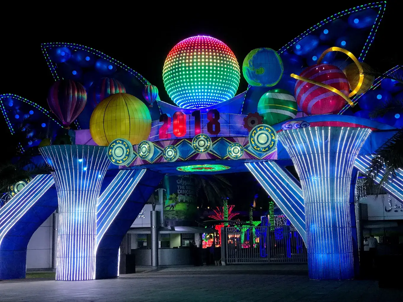 Dubai Garden Glow - galeria 4